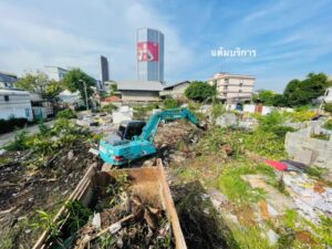 แต้มบริการให้เช่ารถแม็คโคร 18